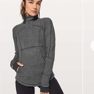 Lululemon base runner half zip
